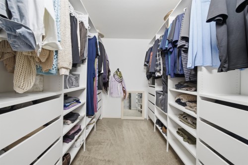12092 Glenhurst Street, Maple Ridge, BC - Indoor With Storage