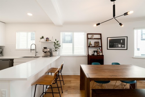 2042 Triumph Street, Vancouver, BC 