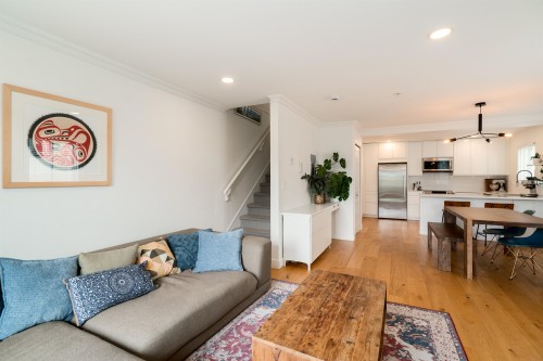 2042 Triumph Street, Vancouver, BC 