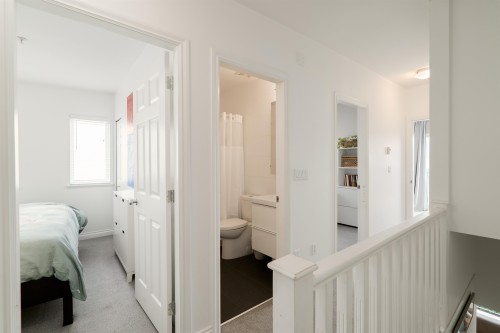 2042 Triumph Street, Vancouver, BC 