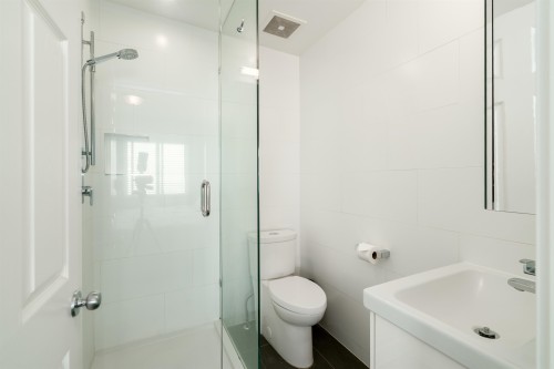 2042 Triumph Street, Vancouver, BC 