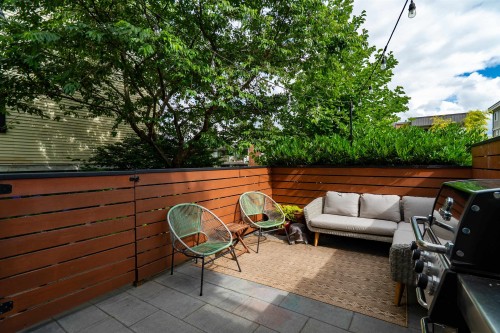 2042 Triumph Street, Vancouver, BC 