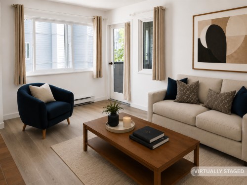 303-9890 Manchester Drive, Burnaby, BC - Indoor Photo Showing Living Room
