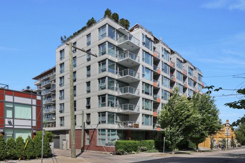 803-251 7th Avenue E Vancouver, BC V5T 0B9