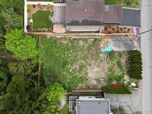 946 Montroyal Boulevard, North Vancouver, BC 