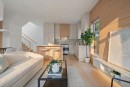 366 23Rd Avenue E, Vancouver, BC  - Indoor Photo Showing Living Room 