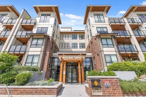 321-4033 May Drive  Richmond, BC V6X 0T3