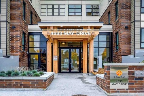 321-4033 May Drive, Richmond, BC - Outdoor