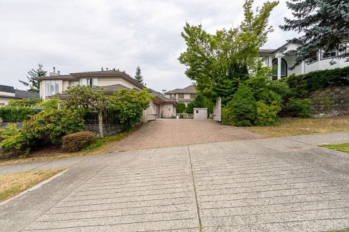 1548 Parkway Boulevard, Coquitlam, BC - Outdoor