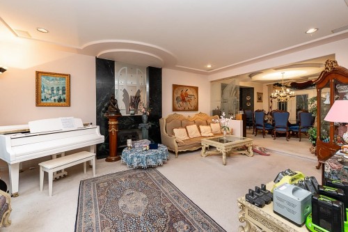 1548 Parkway Boulevard, Coquitlam, BC - Indoor