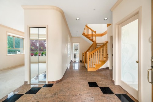 6520 Doman Street, Vancouver, BC - Indoor Photo Showing Other Room