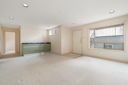 6520 Doman Street, Vancouver, BC - Indoor Photo Showing Other Room