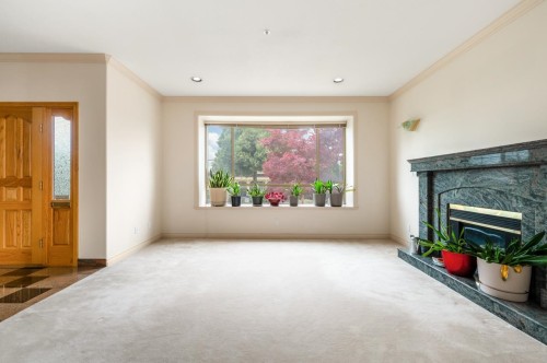6520 Doman Street, Vancouver, BC - Indoor Photo Showing Other Room With Fireplace