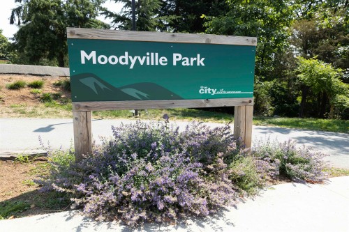 403-615 3Rd Street E, North Vancouver, BC - Outdoor