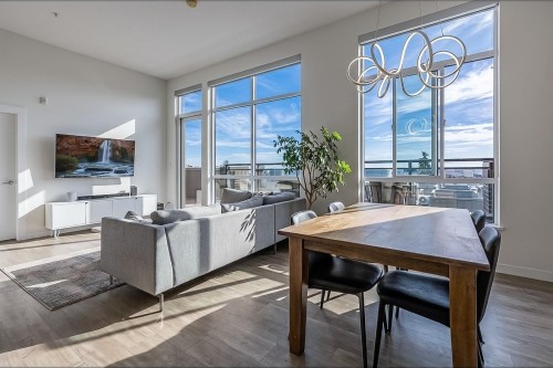 403-615 3Rd Street E, North Vancouver, BC - Indoor