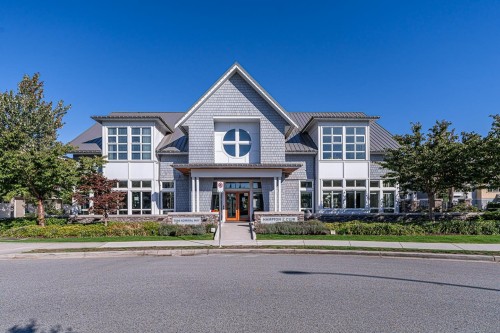 113-5535 Admiral Way, Delta, BC - Outdoor With Facade