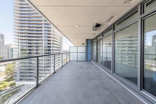 1205-4880 Lougheed Highway, Burnaby, BC - Outdoor With Balcony With Exterior