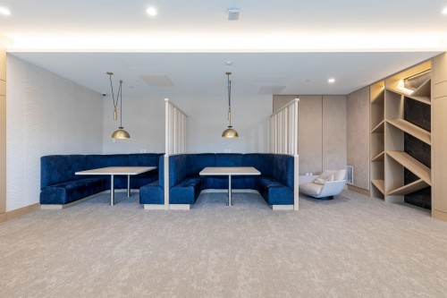 1205-4880 Lougheed Highway, Burnaby, BC - Indoor Photo Showing Other Room