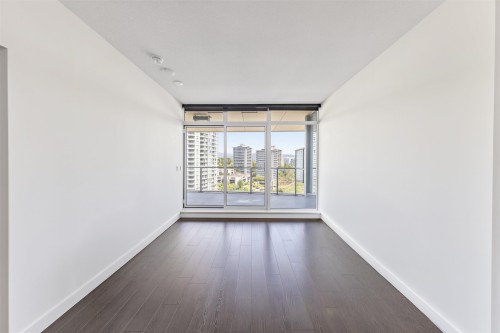 1205-4880 Lougheed Highway, Burnaby, BC - Indoor Photo Showing Other Room