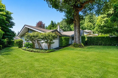 6980 Odlum Court  West Vancouver, BC V7W 3B6