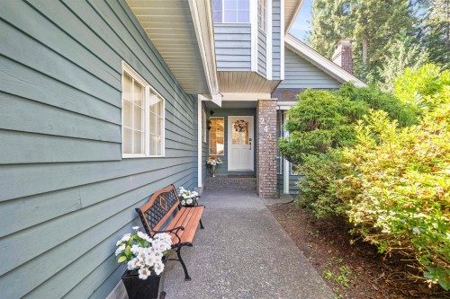 2445 Mowat Place, North Vancouver, BC - Outdoor