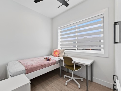 2977 42Nd Avenue E, Vancouver, BC - Indoor Photo Showing Bedroom