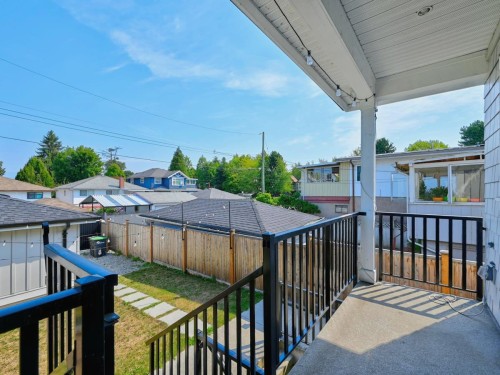 2977 42Nd Avenue E, Vancouver, BC - Outdoor With Exterior