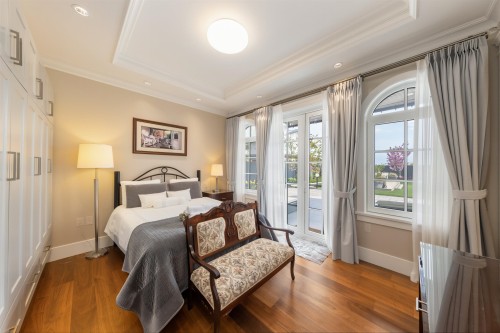 12320 No. 3 Road, Richmond, BC - Indoor Photo Showing Bedroom
