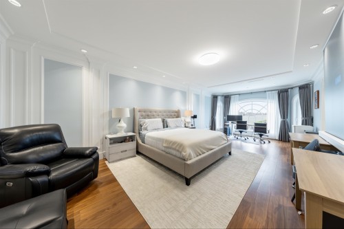12320 No. 3 Road, Richmond, BC - Indoor Photo Showing Bedroom
