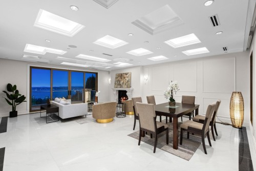 2185 Westhill Wynd, West Vancouver, BC - Indoor Photo Showing Dining Room