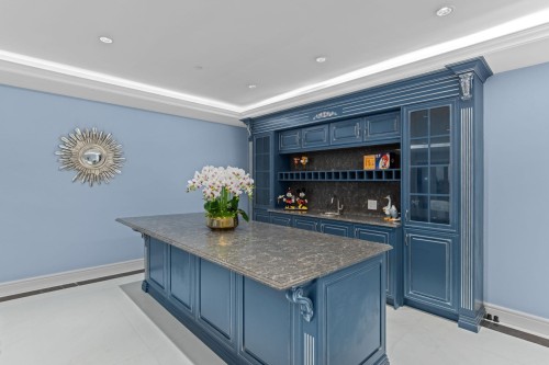 2185 Westhill Wynd, West Vancouver, BC - Indoor
