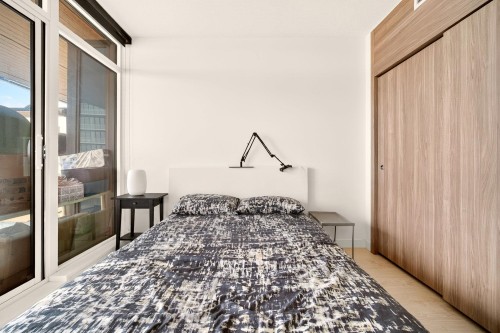 4108-4880 Lougheed Highway, Burnaby, BC - Indoor Photo Showing Bedroom