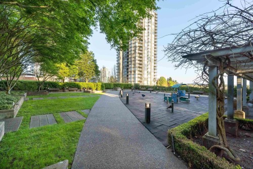 3401-2968 Glen Drive, Coquitlam, BC - Outdoor