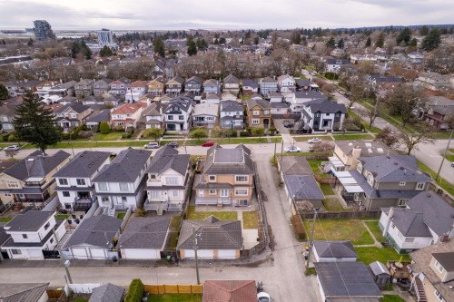 8038 Selkirk Street, Vancouver, BC 