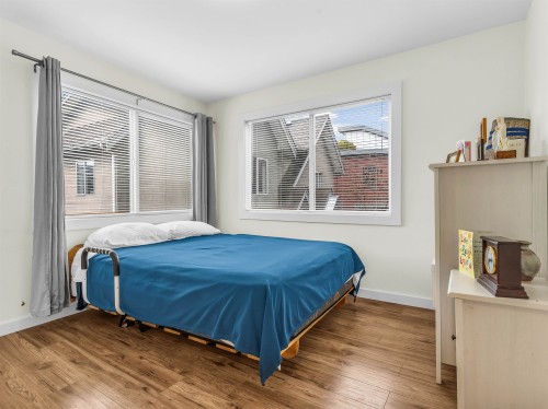 227 5Th Street W, North Vancouver, BC - Indoor Photo Showing Bedroom