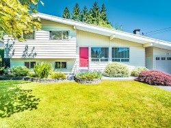 755 Egmont Avenue  Coquitlam, BC V3J 4J7