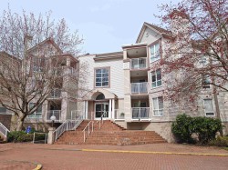 235-7451 Moffatt Road  Richmond, BC V6Y 3W3