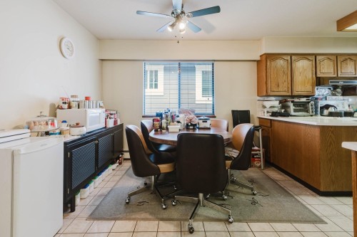 3230 Garden Drive, Vancouver, BC - Indoor