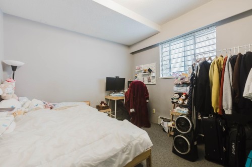 3230 Garden Drive, Vancouver, BC - Indoor Photo Showing Bedroom