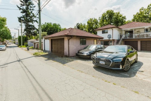 3230 Garden Drive, Vancouver, BC - Outdoor