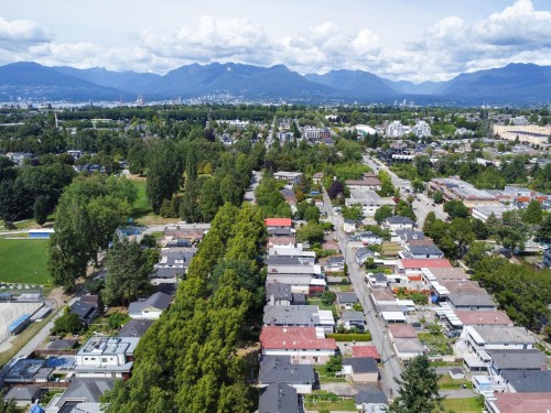 3230 Garden Drive, Vancouver, BC - Outdoor With View