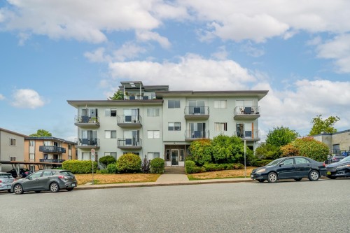 208-611 Blackford Street  New Westminster, BC V3M 1R7