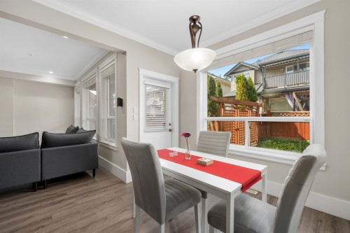 24225 103A Avenue, Maple Ridge, BC - Indoor