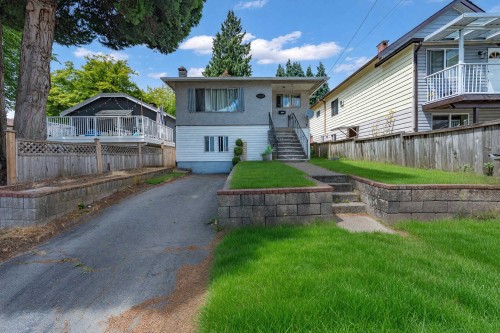 4987 Hoy Street, Vancouver, BC - Outdoor With Deck Patio Veranda