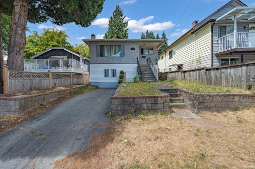 4987 Hoy Street, Vancouver, BC - Outdoor With Deck Patio Veranda