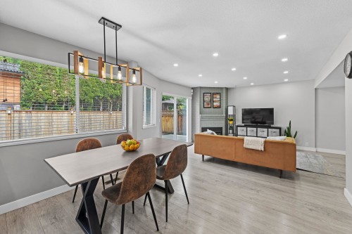 5379 Opal Place, Richmond, BC - Indoor Photo Showing Dining Room
