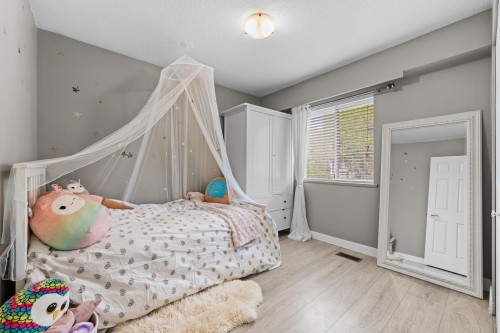 5379 Opal Place, Richmond, BC - Indoor Photo Showing Bedroom