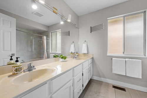 5379 Opal Place, Richmond, BC - Indoor Photo Showing Bathroom