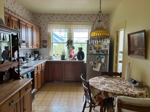 4132 Balkan Street, Vancouver, BC - Indoor