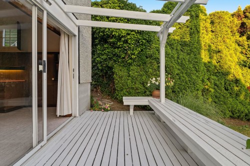 401 Somerset Street, North Vancouver, BC - Outdoor With Exterior